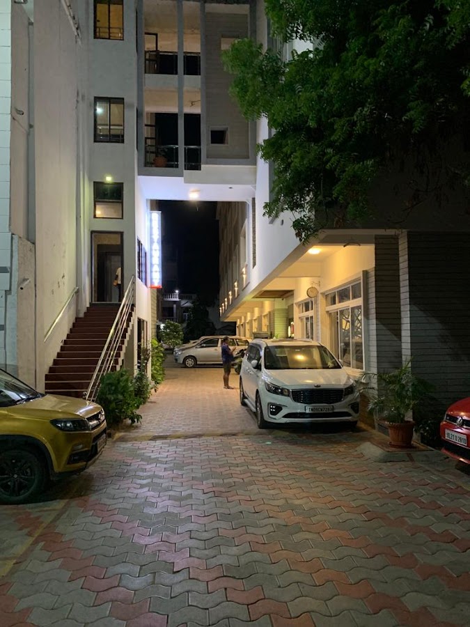 Hotel Holy Sand Velankanni – Ariyanattu St, Beach Access, Wi-Fi